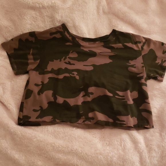 Camo, cropped, distressed shirt - Picture 1 of 4